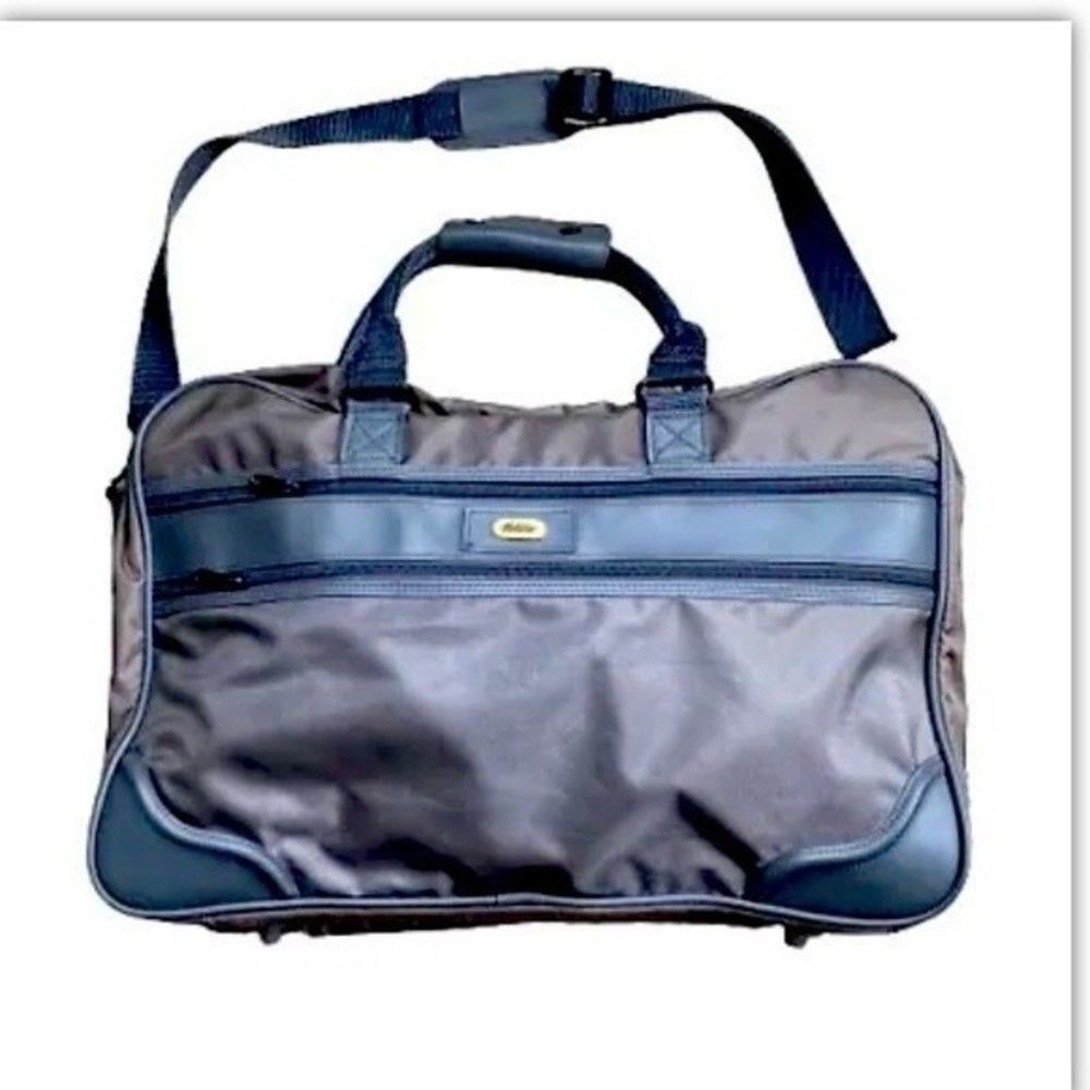 VTG Monarch Luggage Holiday  New York Messenger Carry-On Shoulder XL Gray